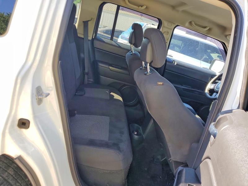 2015 Jeep Patriot მანქანა იყიდება აუქციონზე, vin: 1C4NJPBA2FD389842, აუქციონის ნომერი: 62048066
