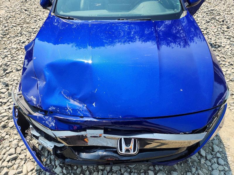 Продаж на аукціоні авто 2018 Honda Accord, vin: 1HGCV2F33JA035205, номер лоту: 60993296