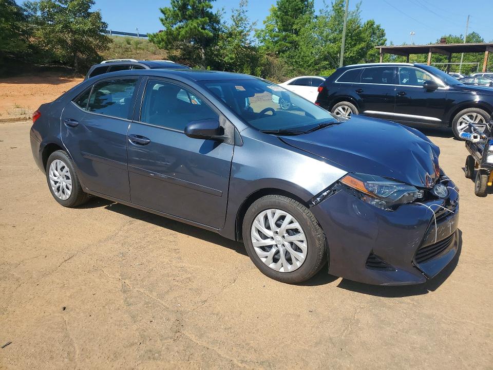 Продаж на аукціоні авто 2018 Toyota Corolla, vin: 5YFBURHE4JP776091, номер лоту: 62020426