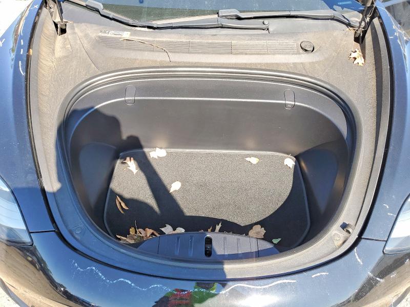61622886 :رقم المزاد ، 5YJ3E1EB0JF054075 vin ، 2018 Tesla Model 3 مزاد بيع