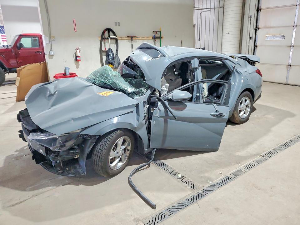 Продажа на аукционе авто 2021 Hyundai Elantra, vin: KMHLL4AG8MU173220, номер лота: 61148256