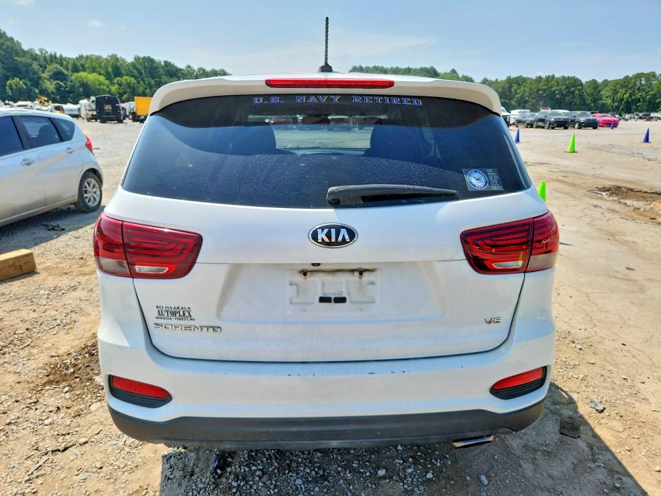 2019 Kia Sorento მანქანა იყიდება აუქციონზე, vin: 5XYPG4A57KG580078, აუქციონის ნომერი: 63294506