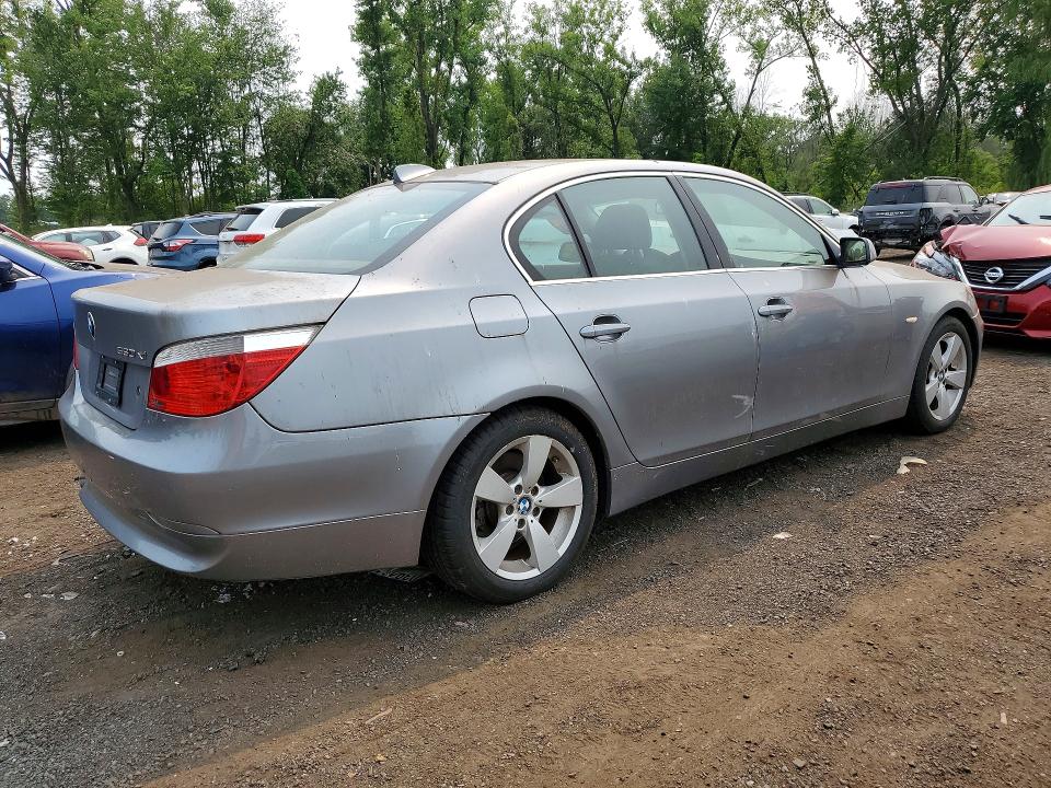 2007 Bmw 530 მანქანა იყიდება აუქციონზე, vin: WBANF73537CU24282, აუქციონის ნომერი: 60635306