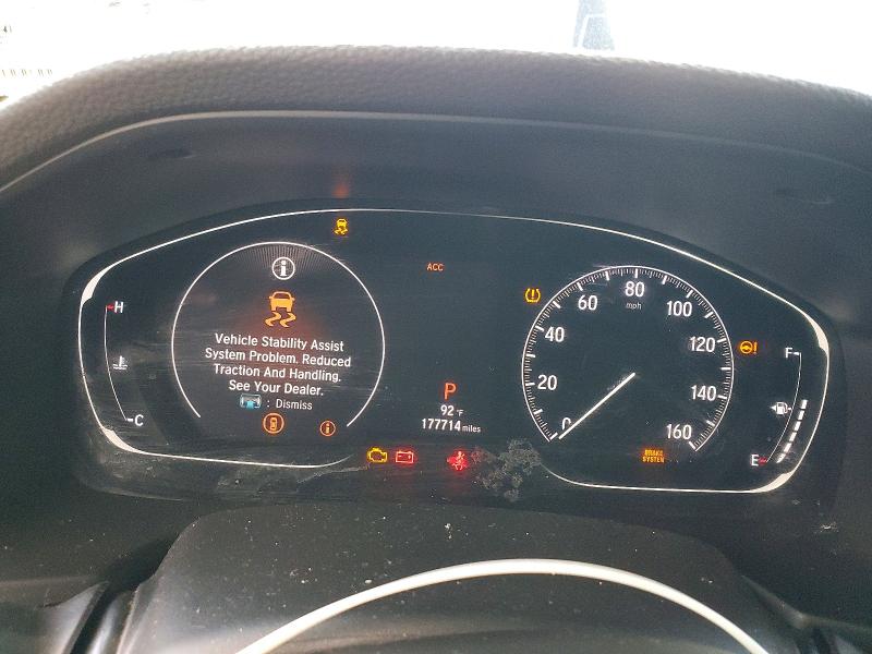 61612876 :رقم المزاد ، 1HGCV1F35JA068779 vin ، 2018 Honda Accord مزاد بيع
