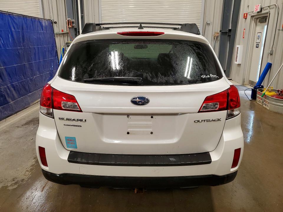 85986235 :رقم المزاد ، 4S4BRCCC5E3211637 vin ، 2014 Subaru Outback مزاد بيع