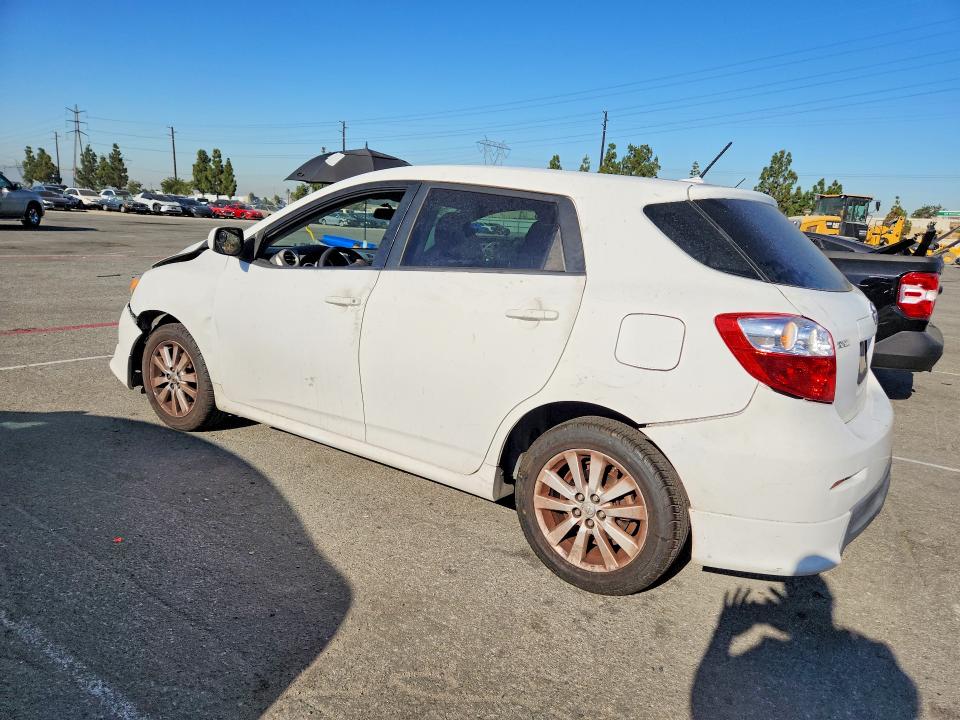 60077306 :رقم المزاد ، 2T1KU4EE3AC371380 vin ، 2010 Toyota Matrix مزاد بيع