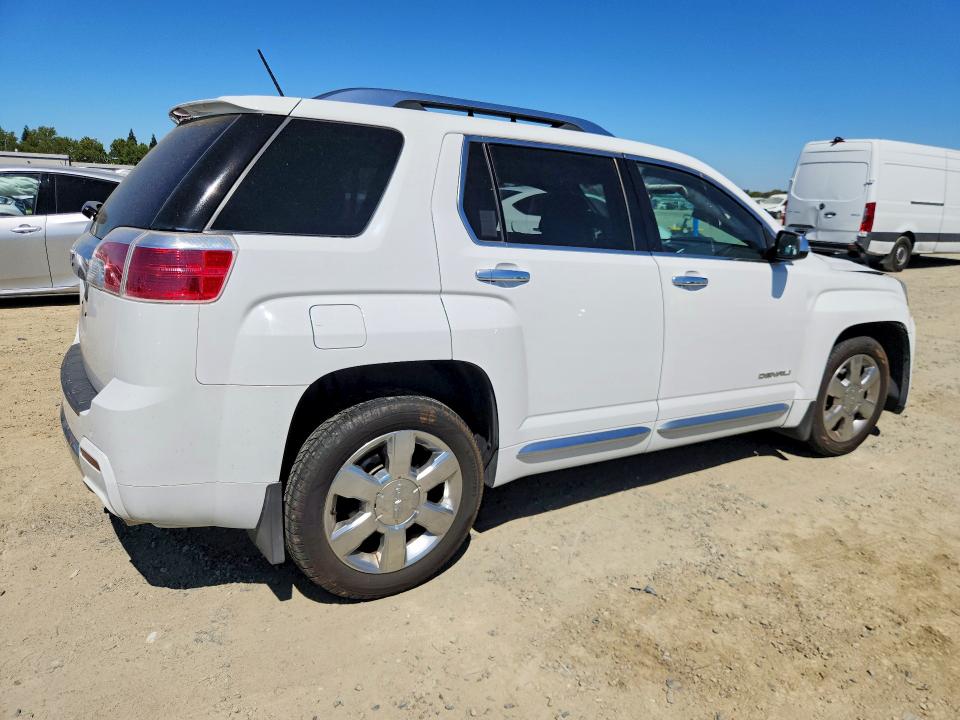 61012976 :رقم المزاد ، 2GKFLUE33F6416351 vin ، 2015 Gmc Terrain مزاد بيع