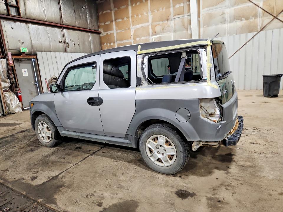 61808706 :رقم المزاد ، 5J6YH27315L020104 vin ، 2005 Honda Element مزاد بيع