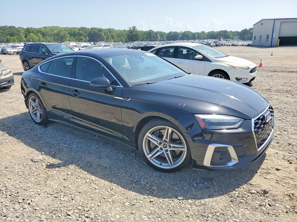 60859616 :رقم المزاد ، WAUDACF54NA013349 vin ، 2022 Audi A5 مزاد بيع