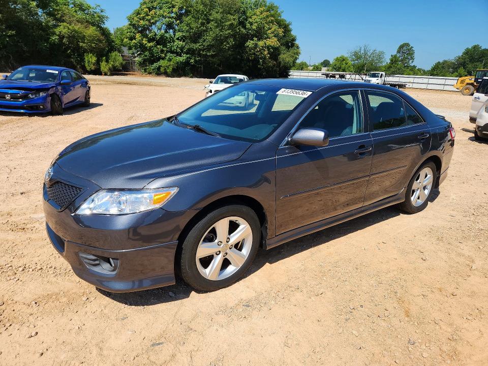 2011 Toyota Camry მანქანა იყიდება აუქციონზე, vin: 4T1BF3EK1BU139354, აუქციონის ნომერი: 61395636