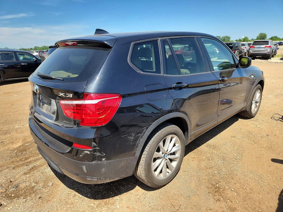 58309946 :رقم المزاد ، 5UXWX7C57BLL15156 vin ، 2011 Bmw X3 مزاد بيع