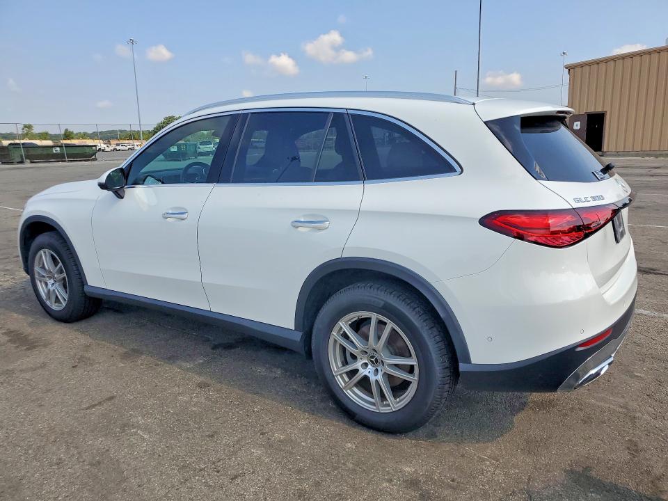 59136726 :رقم المزاد ، W1NKM4HB4PU011895 vin ، 2023 Mercedes-benz Glc مزاد بيع