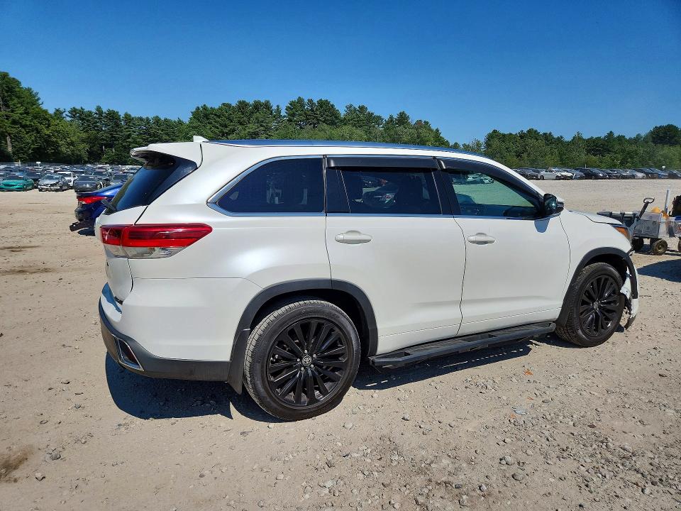 Aukcja sprzedaży 2018 Toyota Highlander, vin: 5TDDZRFH0JS827567, numer aukcji: 61422926