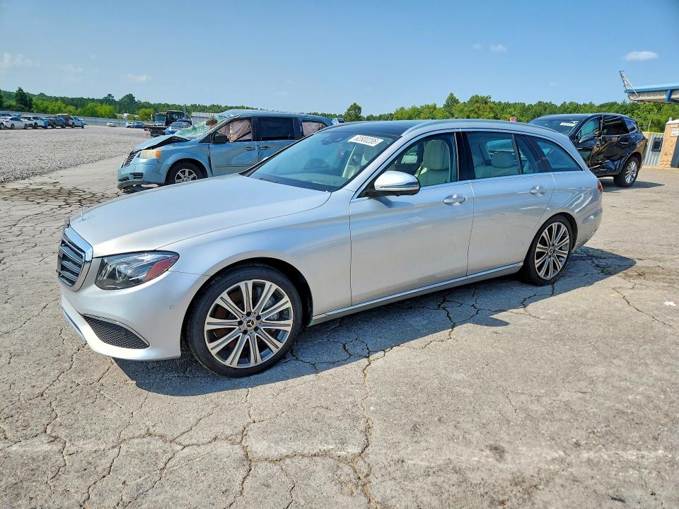 62800206 :رقم المزاد ، W1KZH6JB8LA826439 vin ، 2020 Mercedes-benz E مزاد بيع