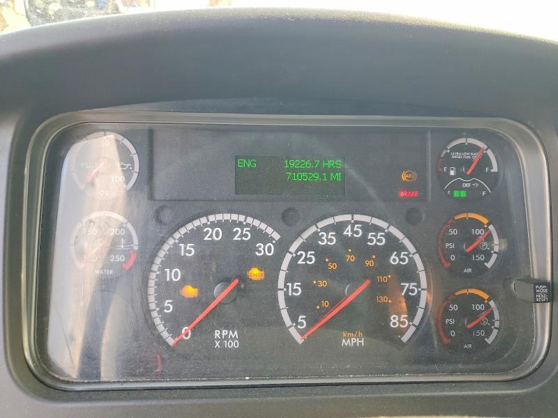 62708066 :رقم المزاد ، 3ALACWFC7JDJX3933 vin ، 2018 Frht - Freightliner M2 مزاد بيع