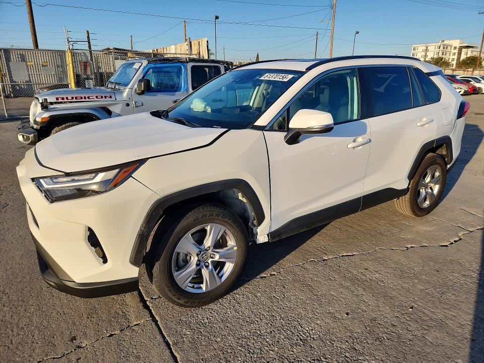 61370156 :رقم المزاد ، 2T3W1RFV4RC268574 vin ، 2024 Toyota Rav4 مزاد بيع