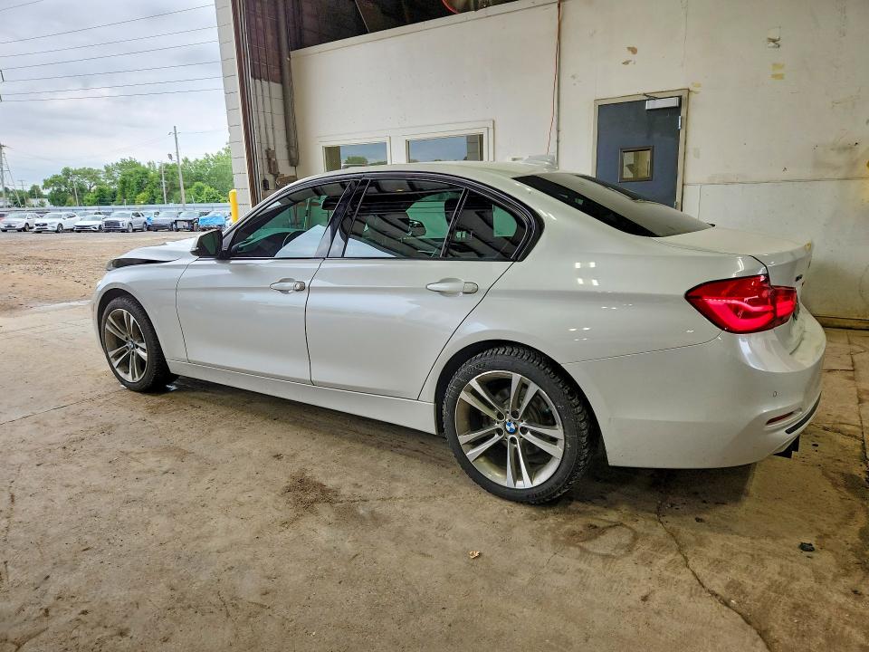 Продажа на аукционе авто 2017 Bmw 330, vin: WBA8D9G35HNU62822, номер лота: 59313936