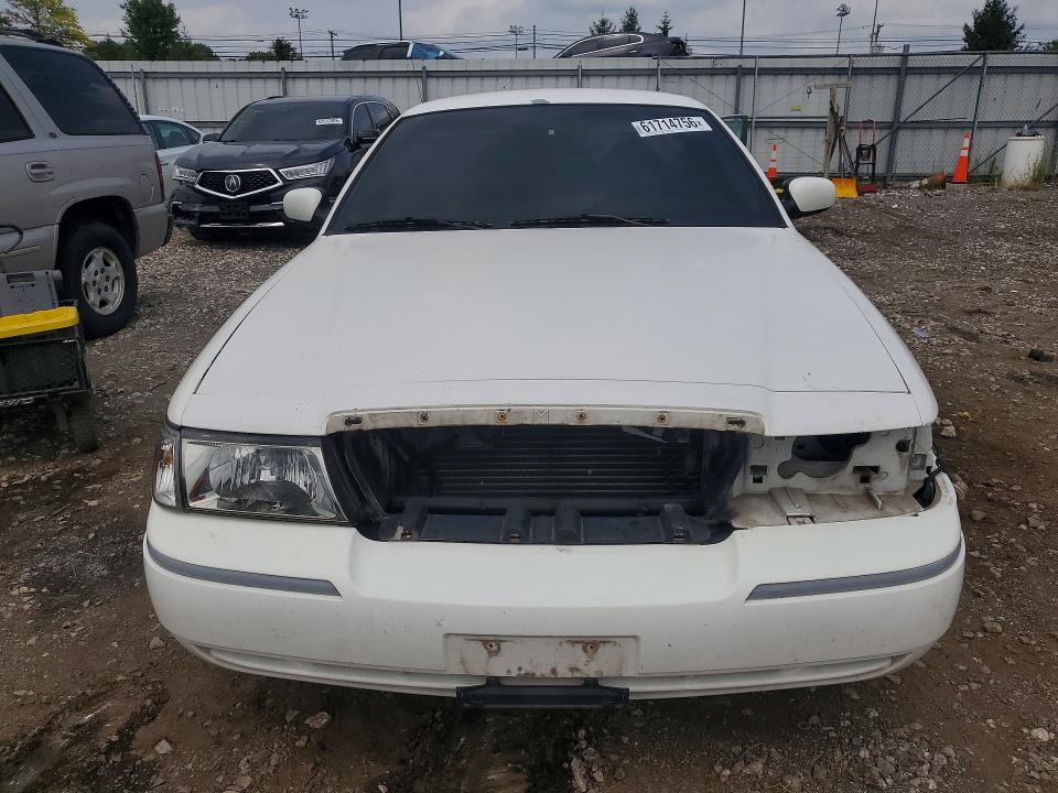 Продажа на аукционе авто 2005 Mercury Grand Marquis, vin: 2MEFM74W55X630030, номер лота: 61714756