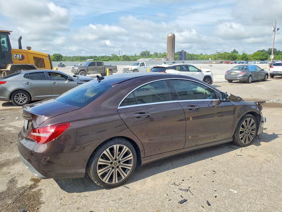 61219016 :رقم المزاد ، WDDSJ4EB1JN567870 vin ، 2018 Mercedes-benz Cla مزاد بيع
