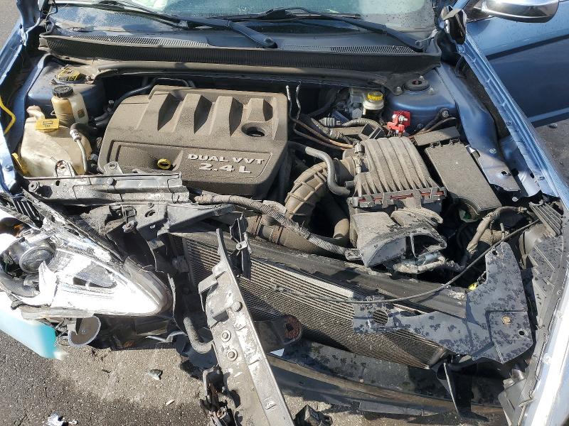 59291756 :رقم المزاد ، 1C3BC2FBXBN615850 vin ، 2011 Chrysler 200 مزاد بيع