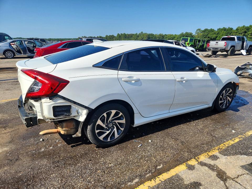 61034806 :رقم المزاد ، 19XFC2F74HE031529 vin ، 2017 Honda Civic مزاد بيع