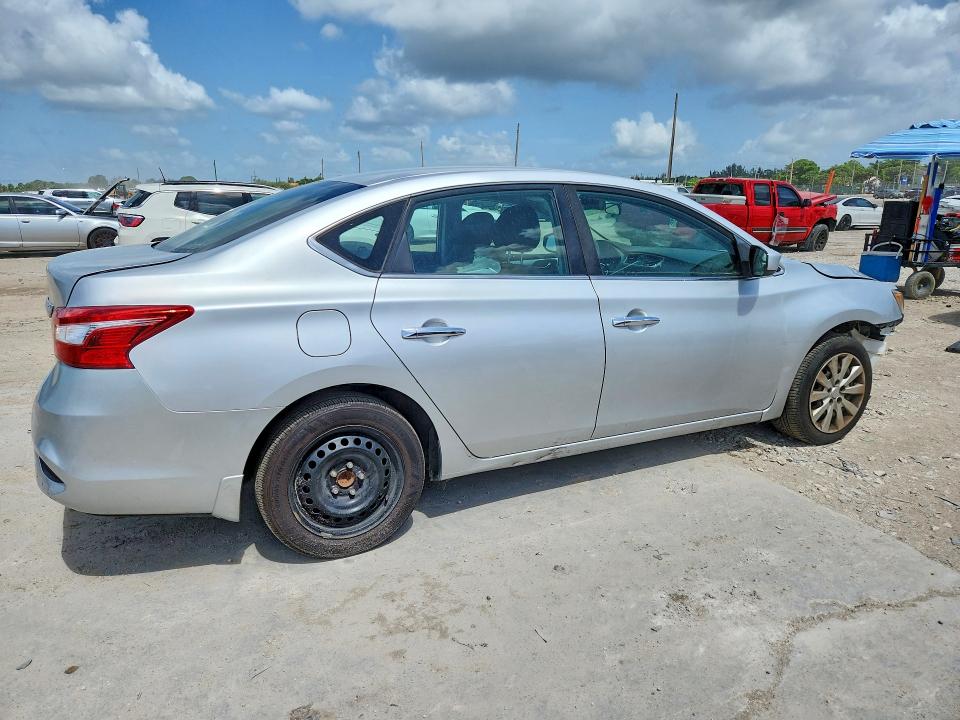 Продажа на аукционе авто 2017 Nissan Sentra, vin: 3N1AB7AP9HY372766, номер лота: 60743026