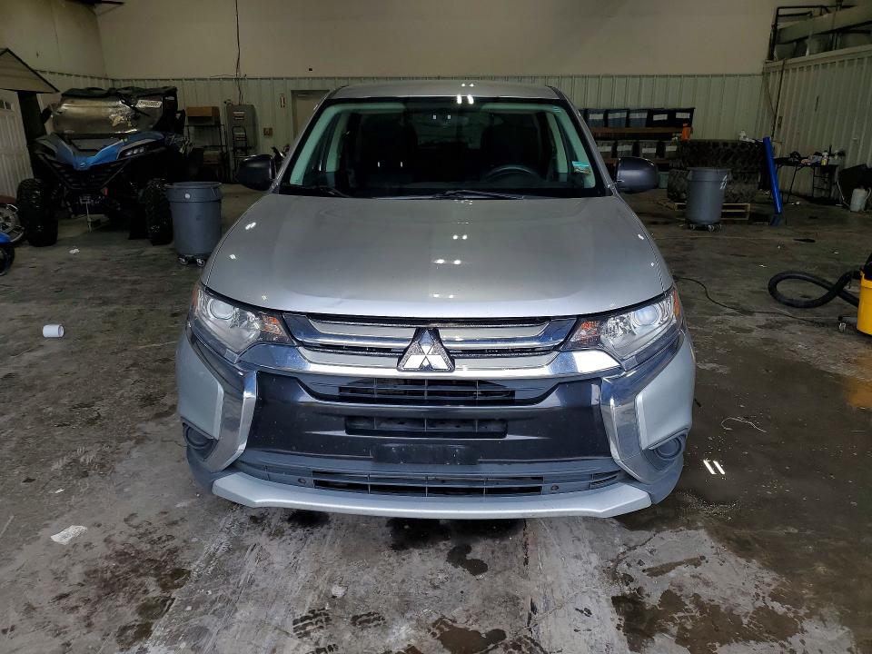 Продажа на аукционе авто 2018 Mitsubishi Outlander, vin: JA4AZ3A37JZ056559, номер лота: 63428576