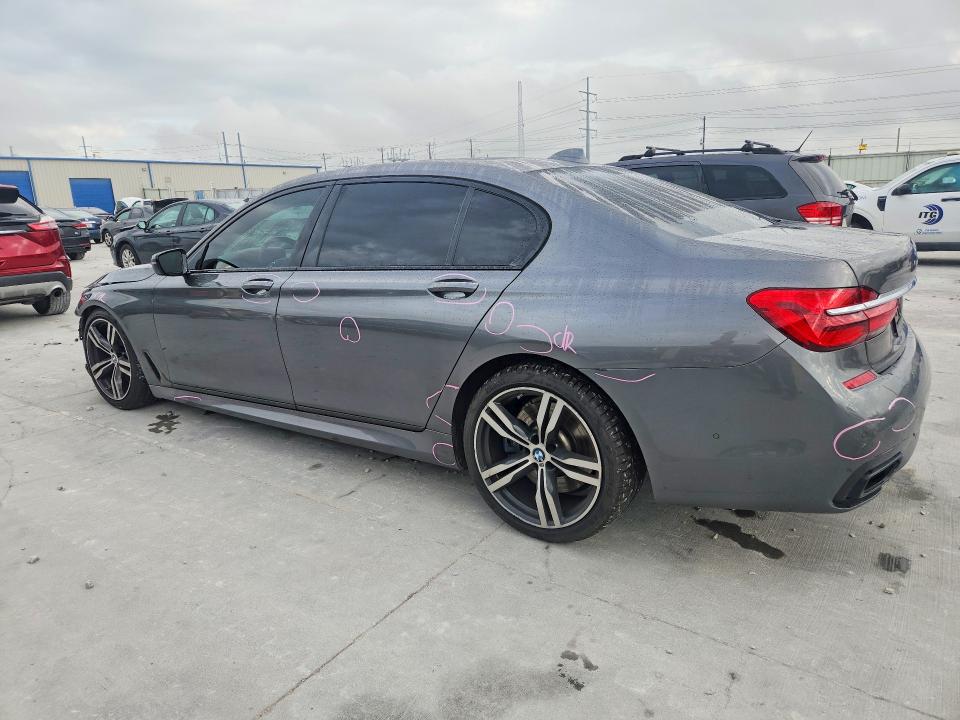 60860216 :رقم المزاد ، WBA7F0C59JGM23072 vin ، 2018 Bmw 750 مزاد بيع