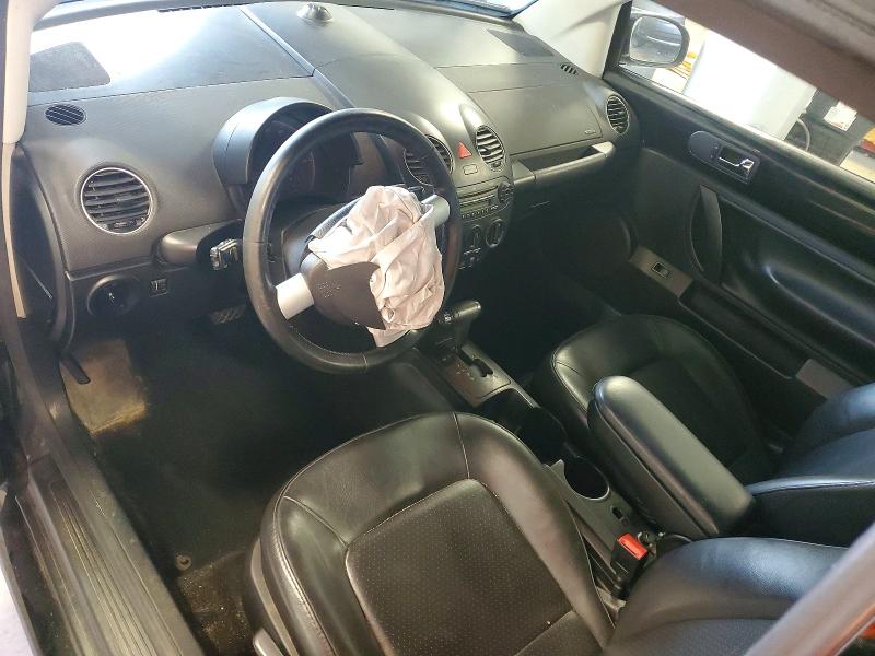 62460586 :رقم المزاد ، 3VWRF31YX9M400845 vin ، 2009 Volkswagen New Beetle مزاد بيع