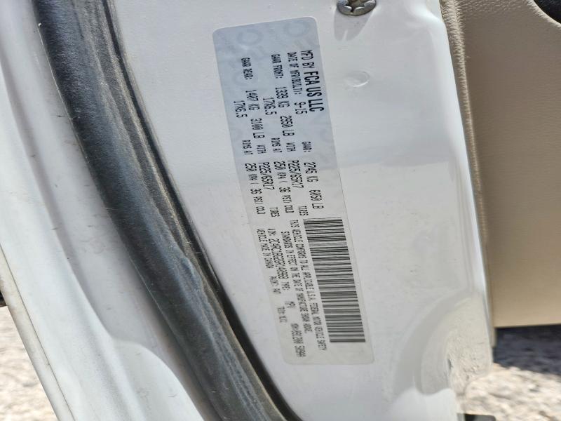 61783266 :رقم المزاد ، 2C4RC1BG2GR140968 vin ، 2016 Chrysler Town & Country مزاد بيع