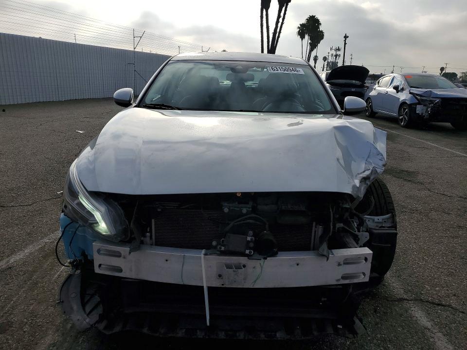 2021 Nissan Altima მანქანა იყიდება აუქციონზე, vin: 1N4BL4DV8MN334840, აუქციონის ნომერი: 63150946