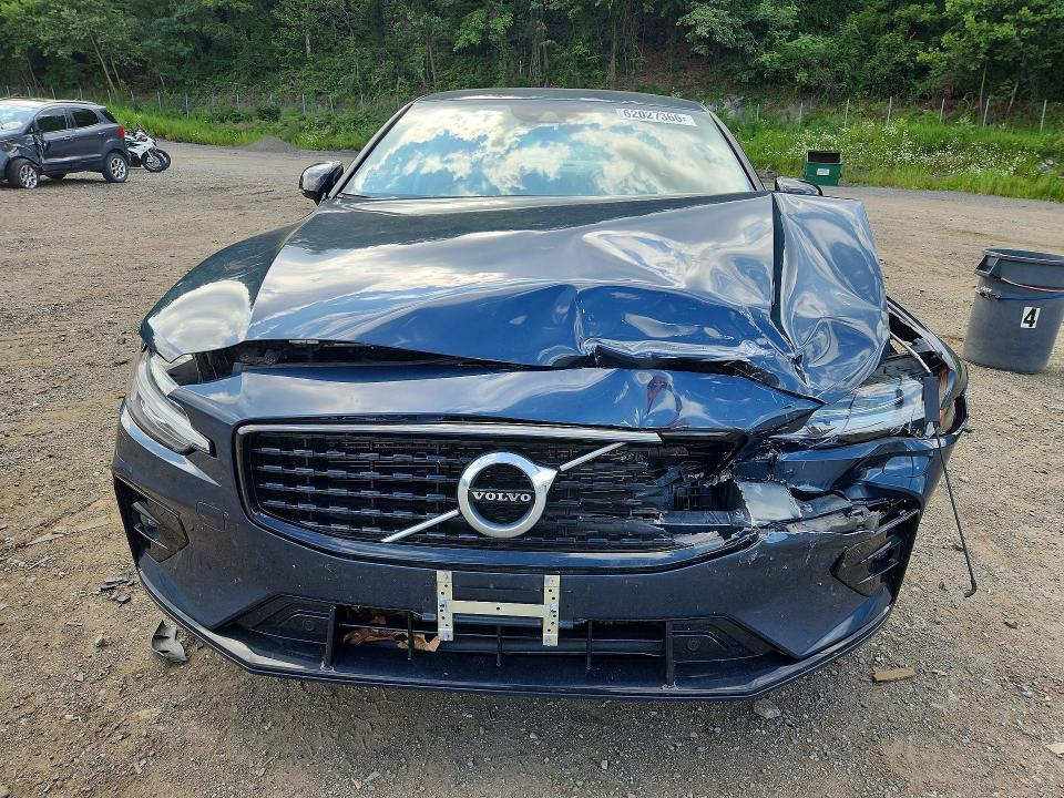 Продажа на аукционе авто 2022 Volvo S60, vin: 7JRL12TZ6NG160772, номер лота: 62027366
