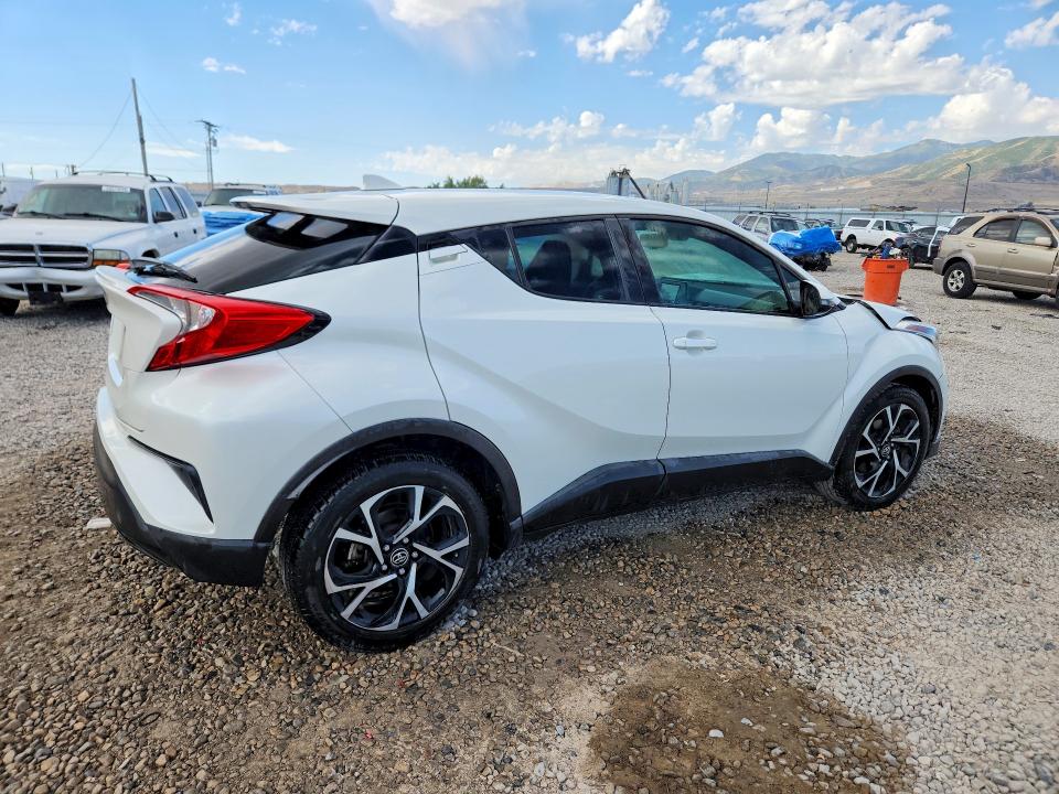 60004866 :رقم المزاد ، NMTKHMBX4JR027671 vin ، 2018 Toyota C-hr مزاد بيع