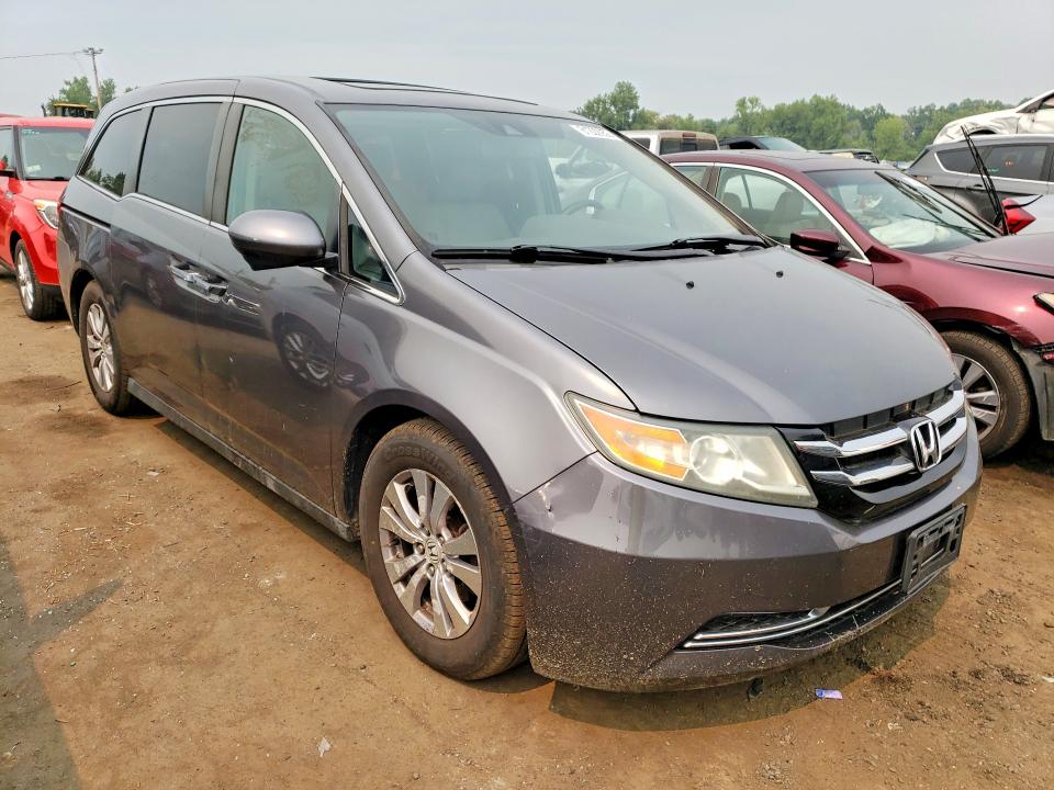 61222956 :رقم المزاد ، 5FNRL5H60EB010640 vin ، 2014 Honda Odyssey مزاد بيع