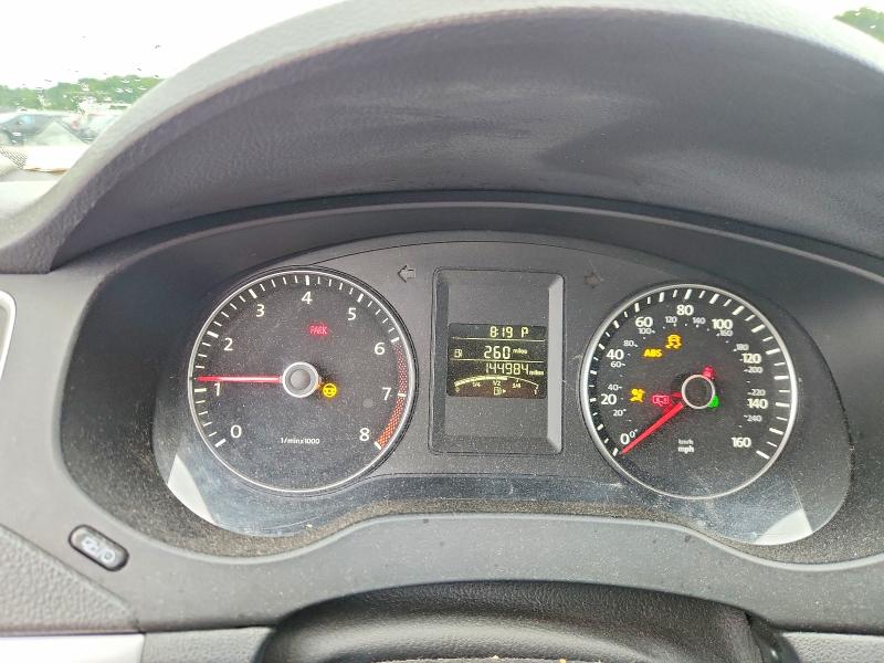 60392246 :رقم المزاد ، 3VWD07AJ3EM317130 vin ، 2014 Volkswagen Jetta مزاد بيع
