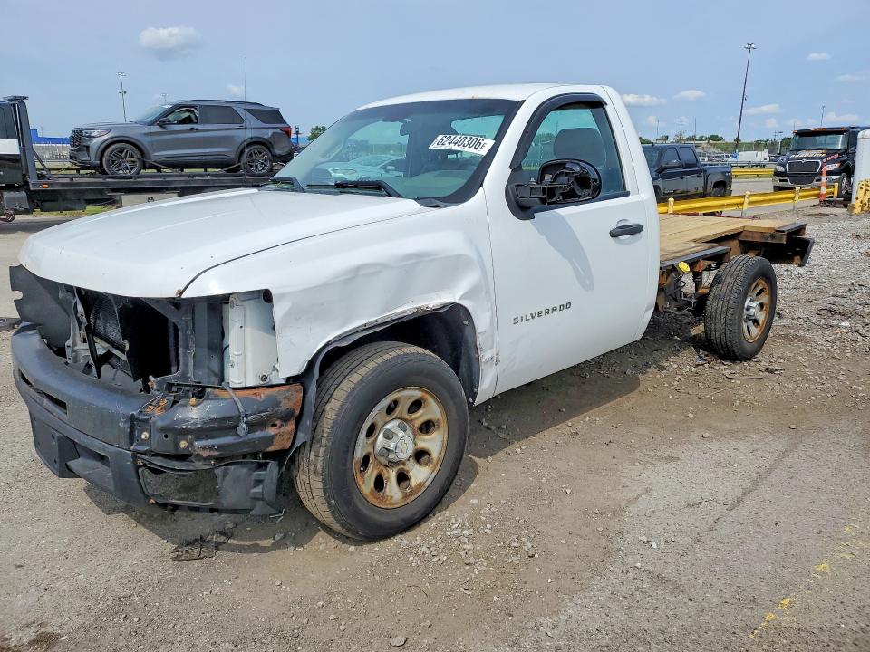 Продажа на аукционе авто 2010 Chevrolet Silverado, vin: 1GCPCPEA2AZ213058, номер лота: 62440306