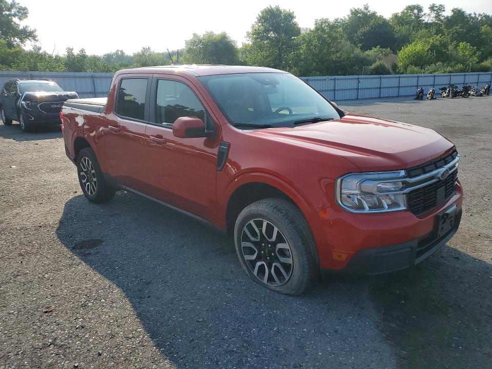 Продаж на аукціоні авто 2022 Ford Maverick, vin: 3FTTW8E30NRA94501, номер лоту: 62091736