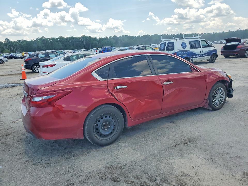 Продажа на аукционе авто 2018 Nissan Altima, vin: 1N4AL3AP0JC127684, номер лота: 61648176