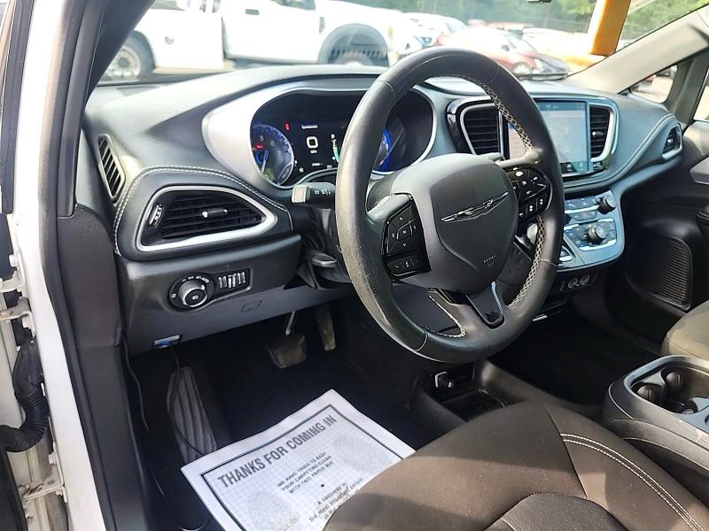 2023 Chrysler Pacifica მანქანა იყიდება აუქციონზე, vin: 2C4RC1FG8PR590442, აუქციონის ნომერი: 63382116
