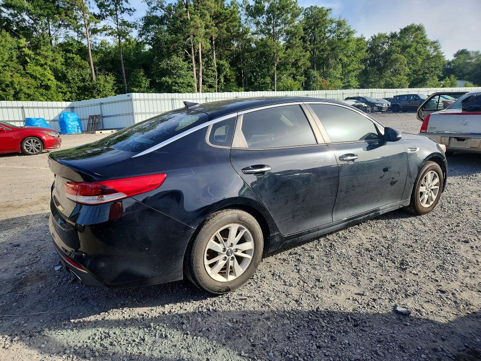 2016 Kia Optima მანქანა იყიდება აუქციონზე, vin: 5XXGT4L37GG052267, აუქციონის ნომერი: 62260076