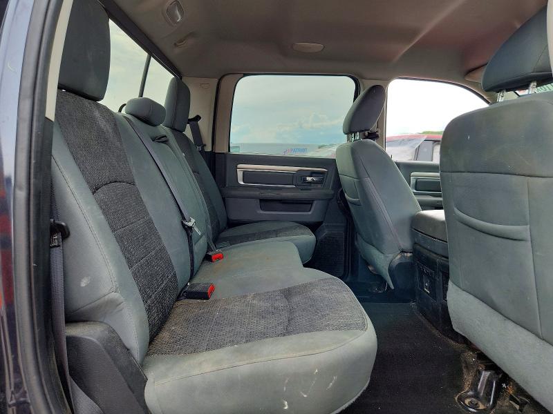 60780016 :رقم المزاد ، 1C6RR7LG7FS672415 vin ، 2015 Ram 1500 مزاد بيع