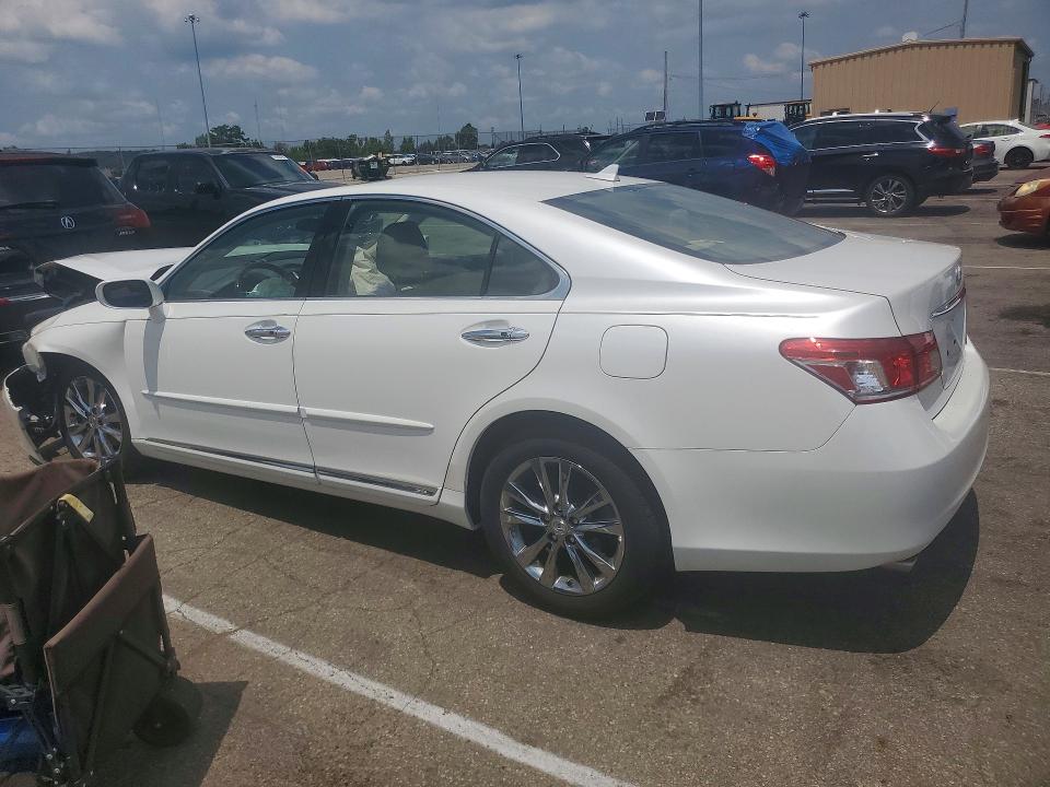 60603226 :رقم المزاد ، JTHBK1EG6B2435528 vin ، 2011 Lexus Es مزاد بيع