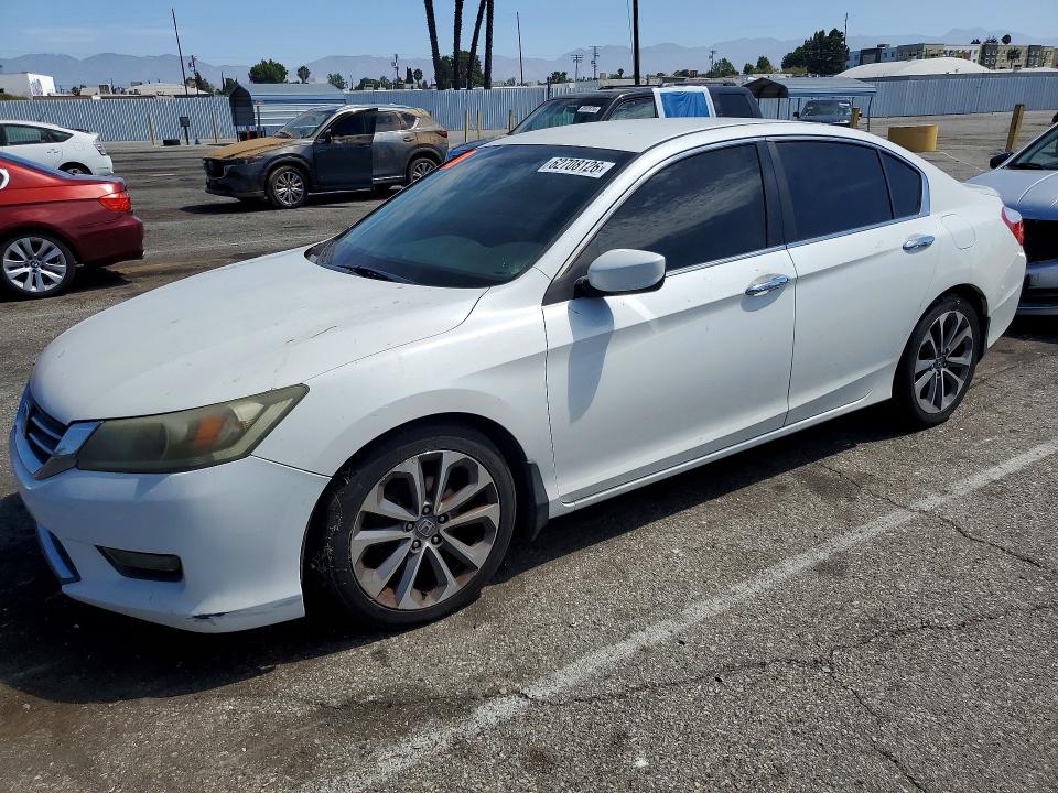 62708126 :رقم المزاد ، 1HGCR2F51EA070563 vin ، 2014 Honda Accord مزاد بيع