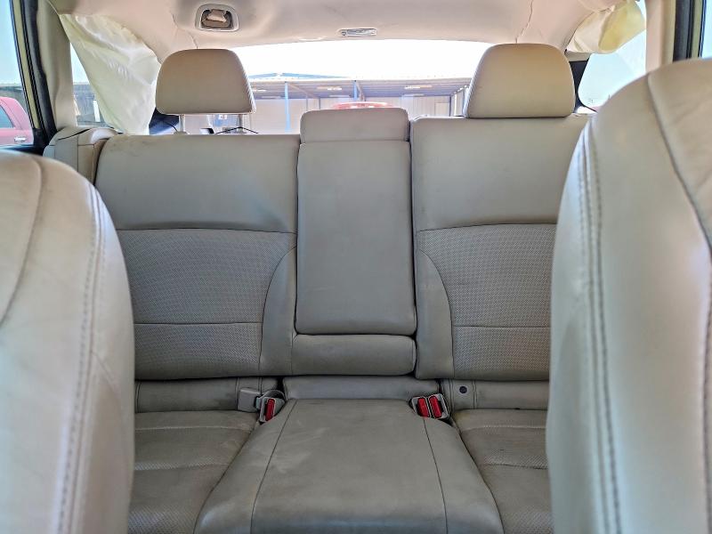 2015 Subaru Outback მანქანა იყიდება აუქციონზე, vin: 4S4BSALC8F3270952, აუქციონის ნომერი: 61636746
