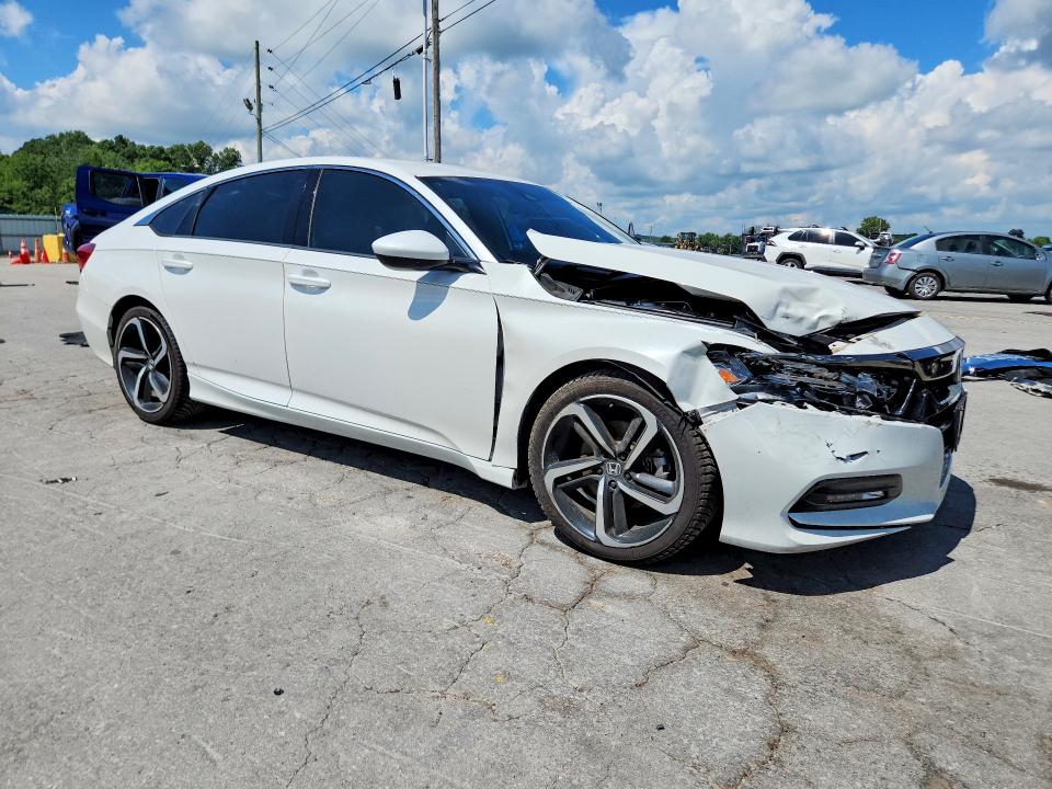 Auction sale of the 2020 Honda Accord, vin: 1HGCV1F37LA116320, lot number: 61703456