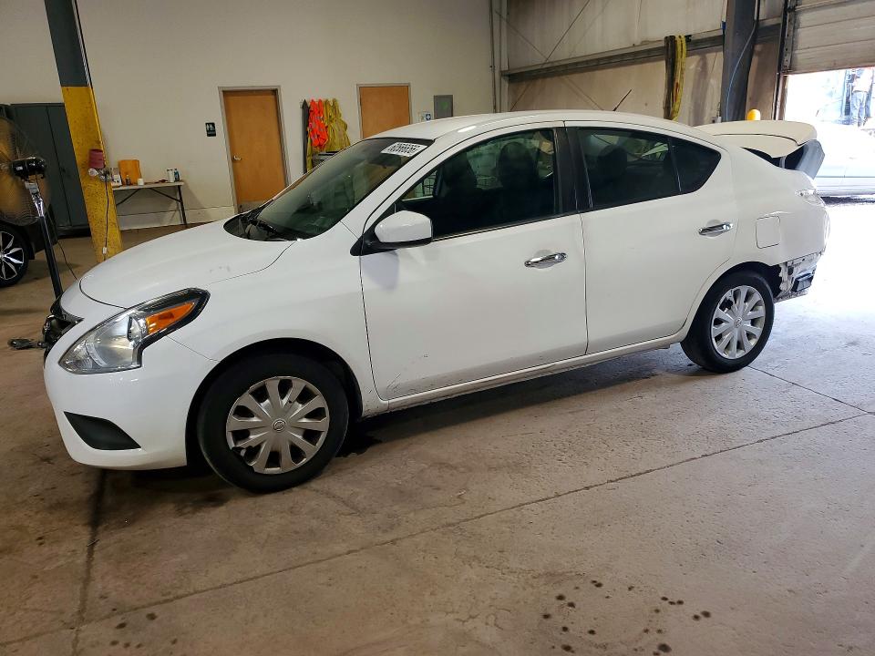 60566656 :رقم المزاد ، 3N1CN7AP2HL840110 vin ، 2017 Nissan Versa مزاد بيع