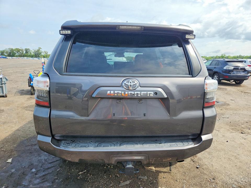 2018 Toyota 4runner მანქანა იყიდება აუქციონზე, vin: JTEBU5JR6J5556594, აუქციონის ნომერი: 61521126