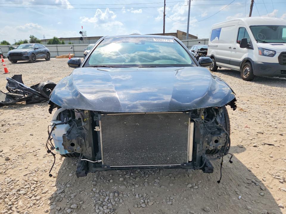 Продажа на аукционе авто 2018 Toyota Camry, vin: 4T1B11HK4JU553449, номер лота: 60027776