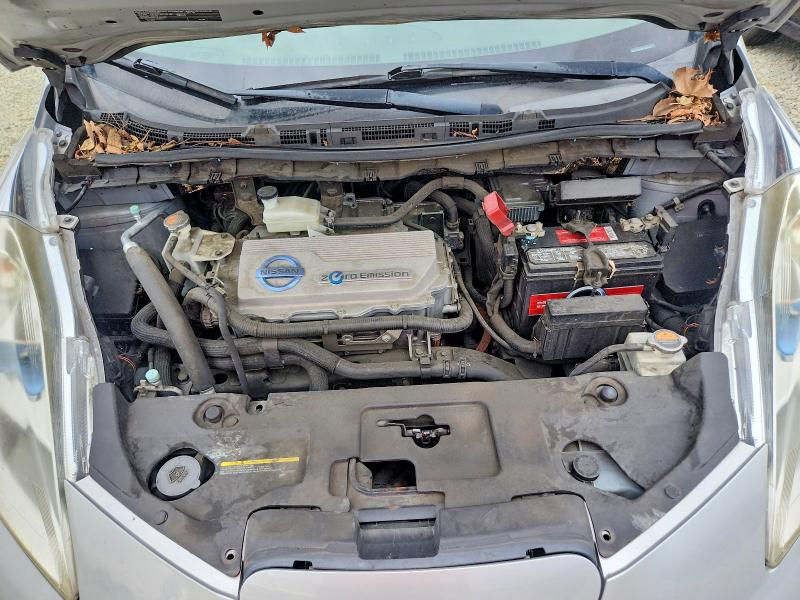 2011 Nissan Leaf მანქანა იყიდება აუქციონზე, vin: JN1AZ0CP8BT009214, აუქციონის ნომერი: 60064776