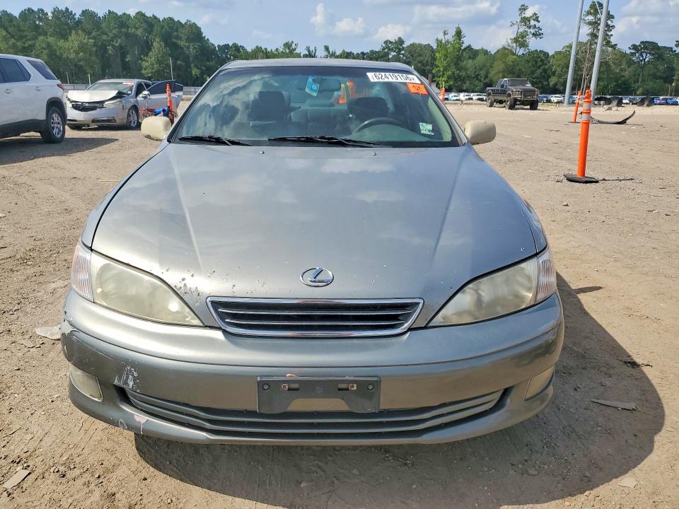 2000 Lexus Es მანქანა იყიდება აუქციონზე, vin: JT8BF28G9Y5095711, აუქციონის ნომერი: 62419156